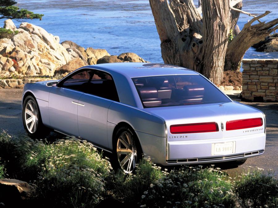  Lincoln Continental Concept 2002 года  (фото 32 из 36)